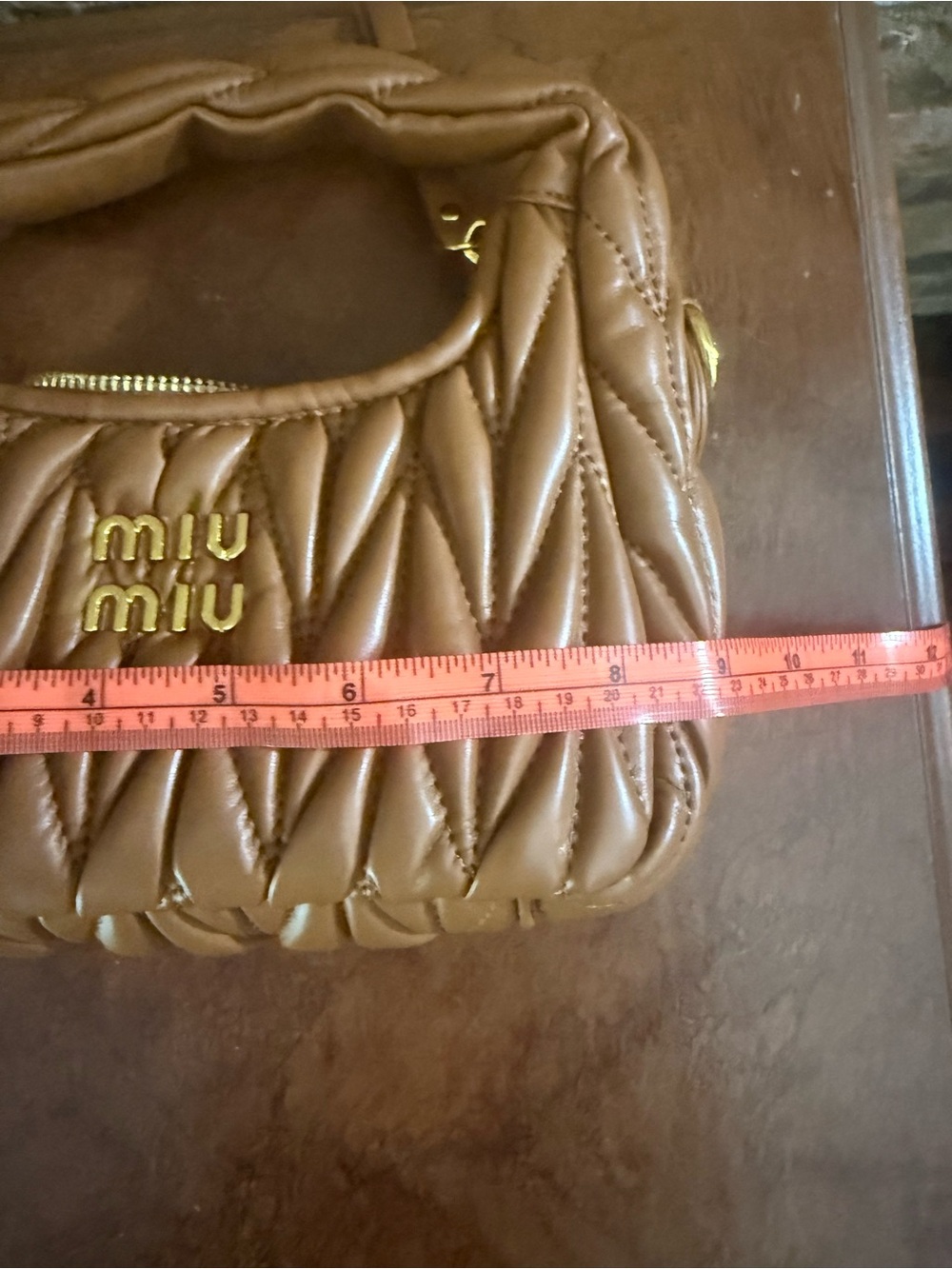 Two purses excellent condition - Picture 10 of 16